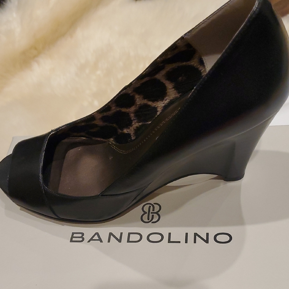 Bandolino Women's Black Peep-Toe Wedge Shoes